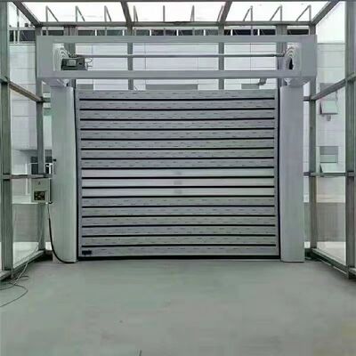 300.000kg Peso bruto Puerta de persiana de rodillo de aleación de aluminio con protección IP55 y temperatura de trabajo de -35 a 65 °C