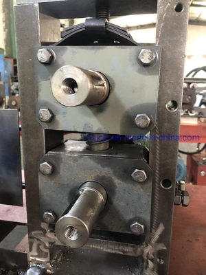 Máquina de rectificación y corte de alta velocidad para rebares de bobina de 5-12 mm de grado automático