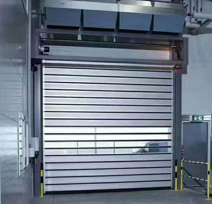 Puerta enrollable de alta velocidad con protección contra incendios, velocidad ajustable y acero inoxidable personalizado para uso industrial