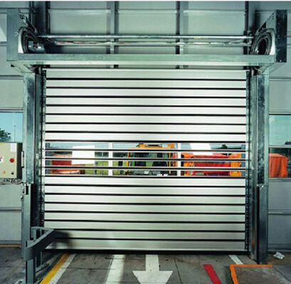 Puerta enrollable automática de aleación de aluminio para almacén con protección IP55 ignífuga y tamaño personalizable